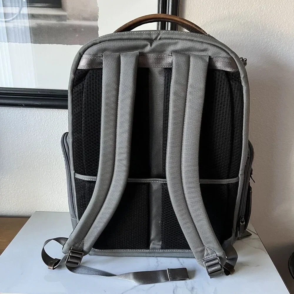 Briggs & Riley @Work Medium Cargo Backpack Grey Brown